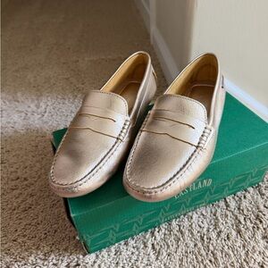 Eastland Women’s Patricia Gold Color Size 10 Flats- New In Box